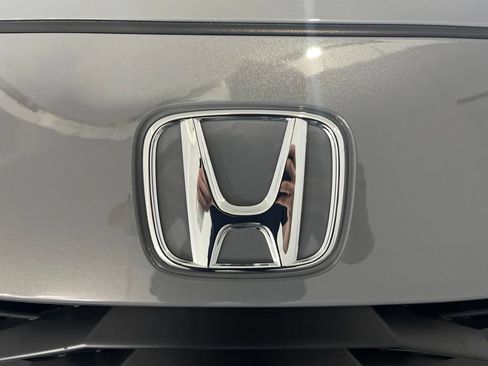 Used 2025 Honda HR-V Sport image 35