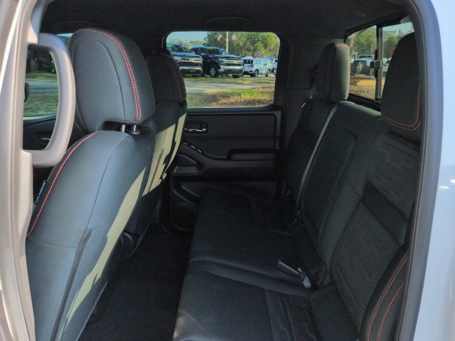 Used 2025 Nissan Frontier PRO-4X AWD/4WD image 13