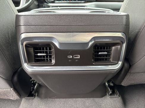 Used 2023 GMC Sierra 1500 Elevation image 26