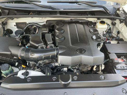 Used 2015 Toyota 4Runner Limited image 20