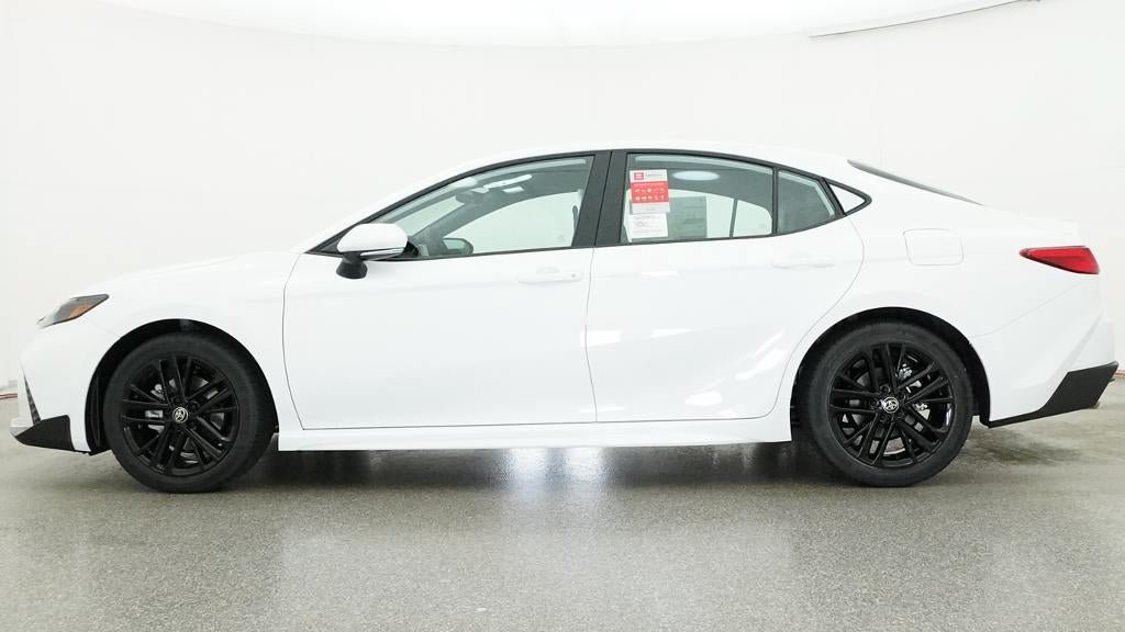 New 2026 Toyota Camry SE FWD image 19