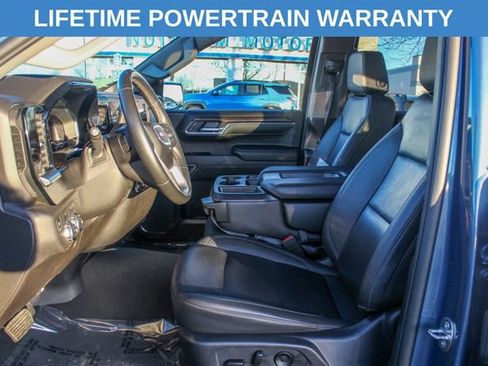 Used 2024 GMC Sierra 1500 SLT image 16