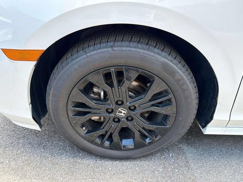 Used 2025 Honda Odyssey Sport-L image 4