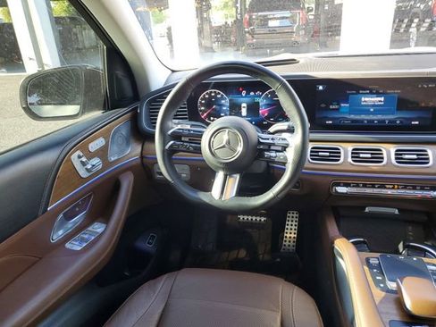 Used 2024 Mercedes-Benz GLS 450 4MATIC w/ Pinnacle Trim Package image 13