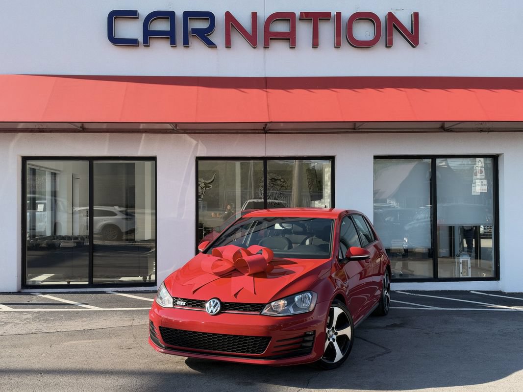 Used 2017 Volkswagen GTI S FWD image 2