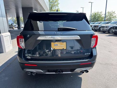 Certified 2023 Ford Explorer Platinum w/ Technology Package AWD/4WD image 13