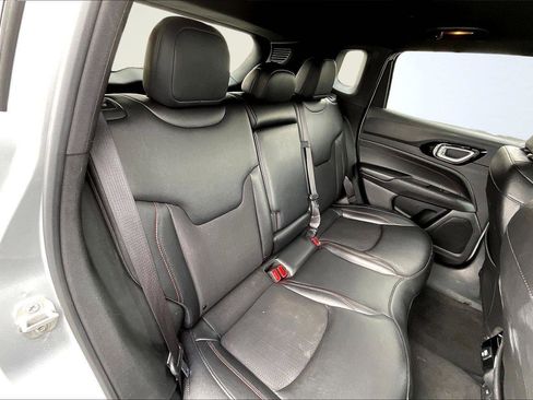 Used 2024 Jeep Compass Trailhawk image 27