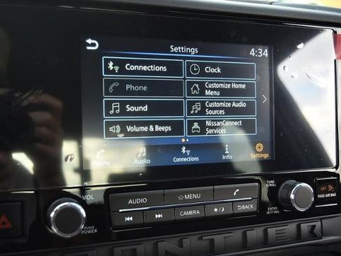 New 2026 Nissan Frontier S image 18