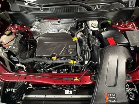 Used 2025 Chevrolet Trax LS FWD image 20