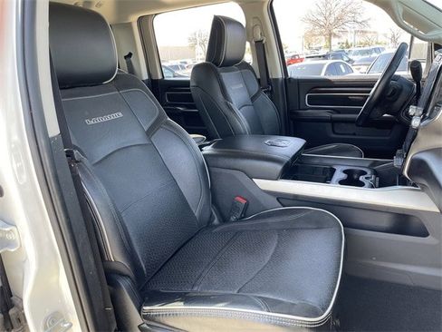 Used 2024 RAM 2500 Laramie w/ Towing Technology Group image 27