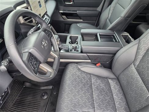 Used 2025 Toyota Tundra Limited image 12