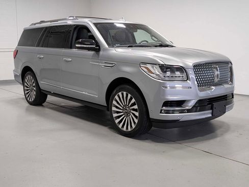 Used 2020 Lincoln Navigator L Reserve w/ Luxury Package image 6