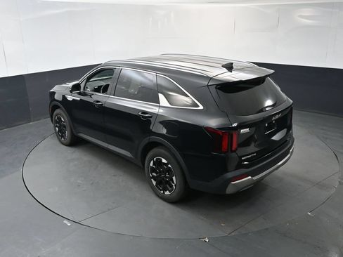 Certified 2024 Kia Sorento S AWD/4WD image 31