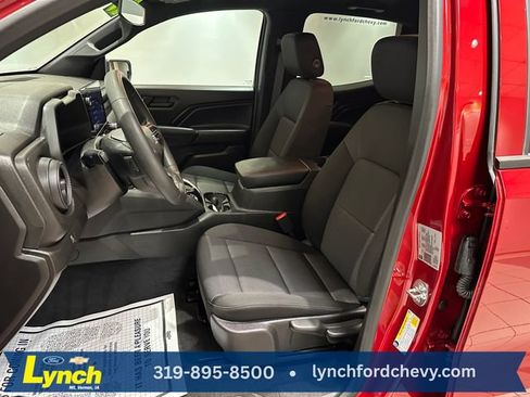 Used 2025 Chevrolet Colorado Trail Boss AWD/4WD image 6