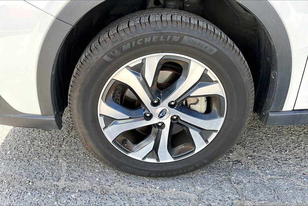 Used 2022 Subaru Outback Limited AWD/4WD image 7