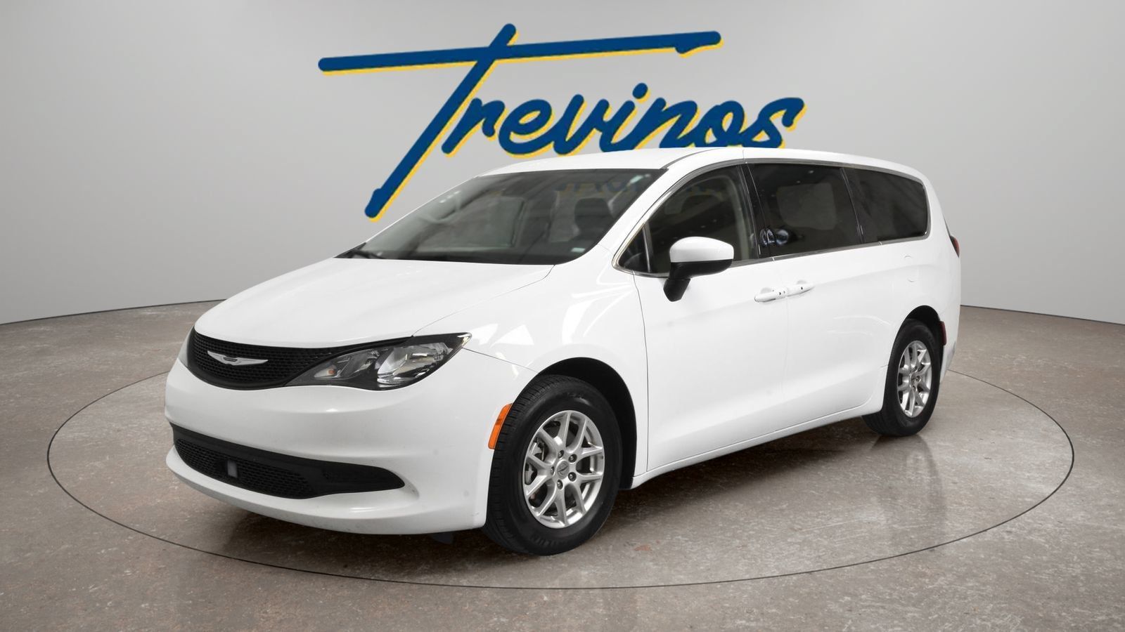 Used 2023 Chrysler Voyager LX FWD image 7