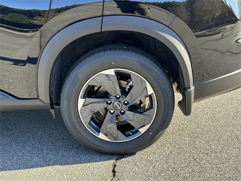 New 2026 Nissan Rogue SV image 15