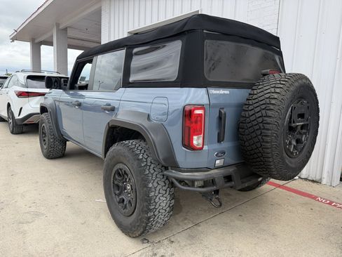 Used 2023 Ford Bronco Black Diamond AWD/4WD image 2