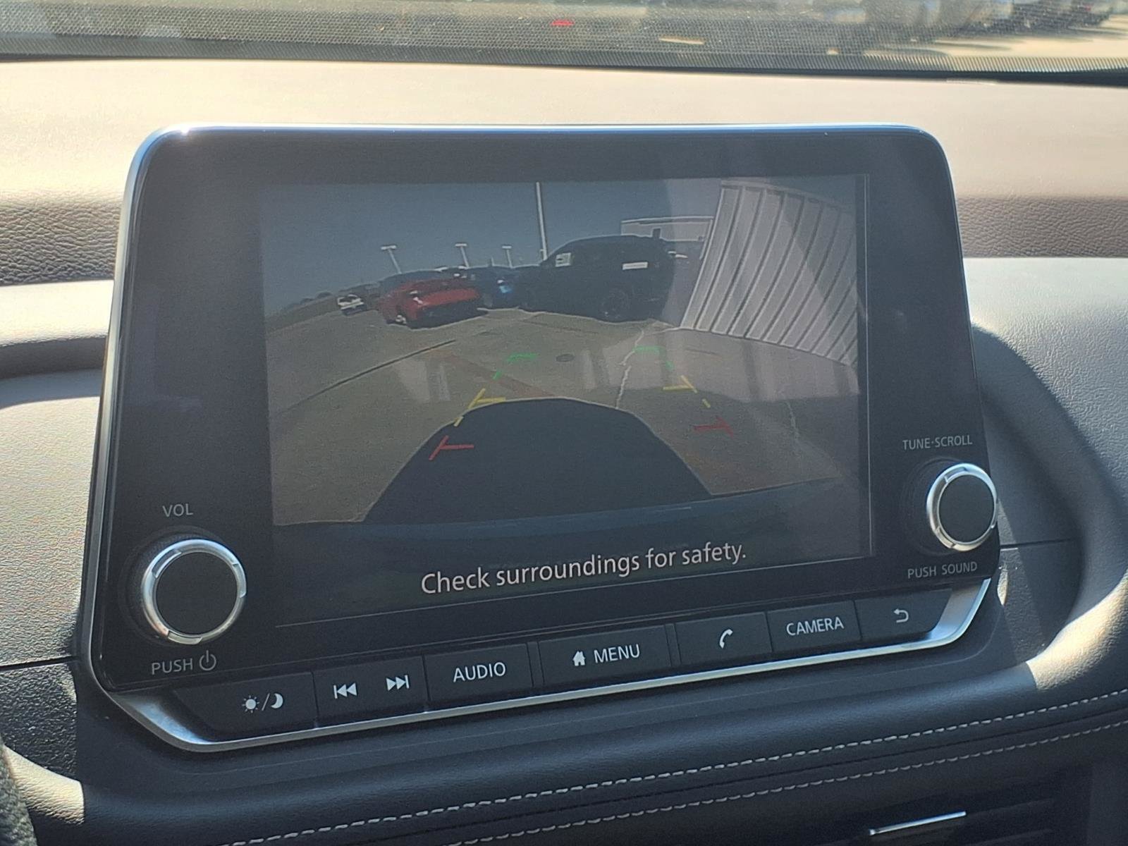 Used 2023 Nissan Rogue SV FWD image 21