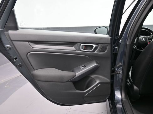 Used 2025 Honda Civic Sport image 33