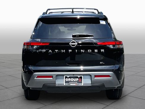 New 2026 Nissan Pathfinder SL FWD image 4