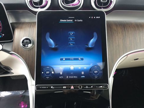 Certified 2026 Mercedes-Benz GLC 300 4MATIC image 18