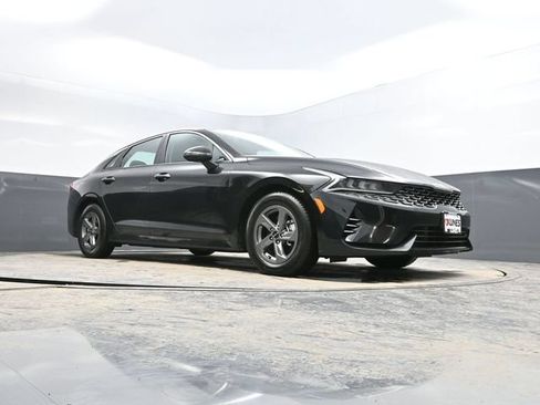 Used 2023 Kia K5 LXS FWD image 38