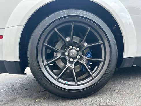 Used 2023 Dodge Challenger SRT Hellcat RWD image 16