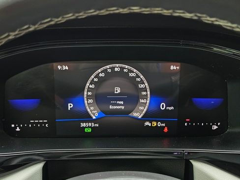 Used 2023 Volkswagen Taos S w/ Driver Assistance Package FWD image 11