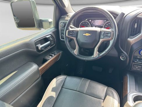 Used 2022 Chevrolet Silverado 3500 High Country w/ Z71 Off-Road Package AWD/4WD image 20