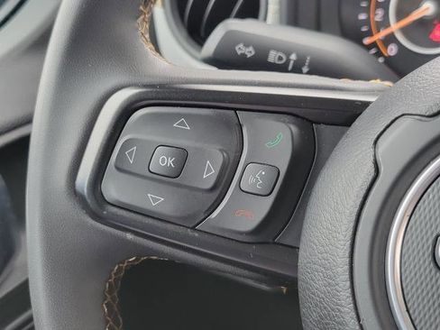 Used 2024 Jeep Wrangler Sport S image 12