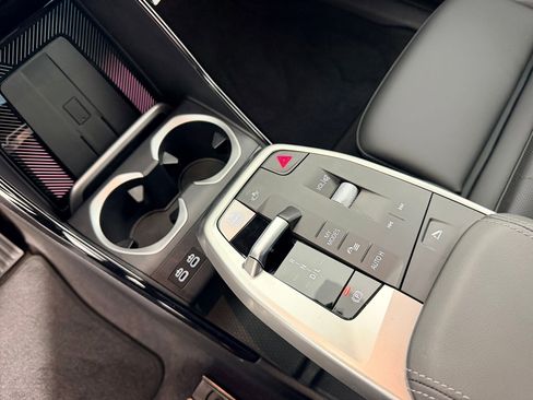 Certified 2025 BMW X2 xDrive28i AWD/4WD image 19