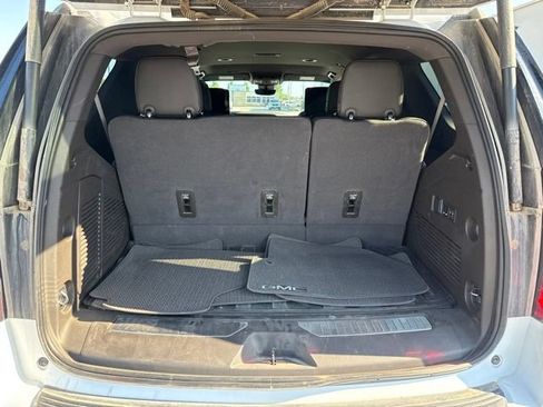 Used 2024 GMC Yukon Denali w/ Advanced Technology Package AWD/4WD image 15