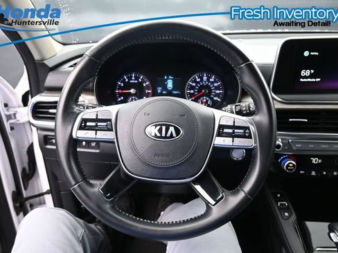 Used 2021 Kia Telluride EX w/ EX Premium Package FWD image 18