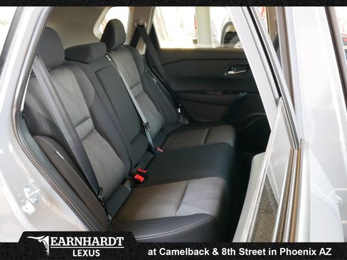 Used 2026 Nissan Rogue SV FWD image 14