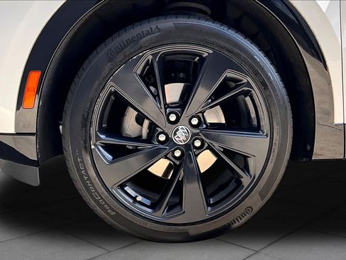 Used 2023 Buick Envision Essence w/ Sport Touring Package FWD image 11
