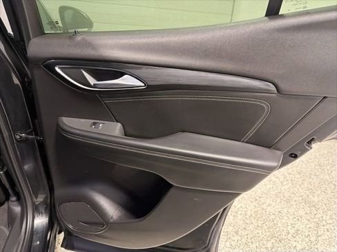 Used 2023 Buick Envision Essence image 23