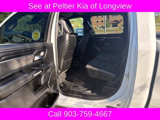 Used 2024 RAM 1500 Laramie AWD/4WD image 14