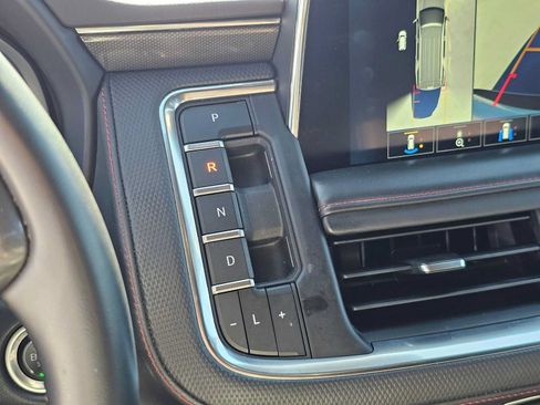 Used 2023 Chevrolet Tahoe RST w/ Luxury Package RWD image 33