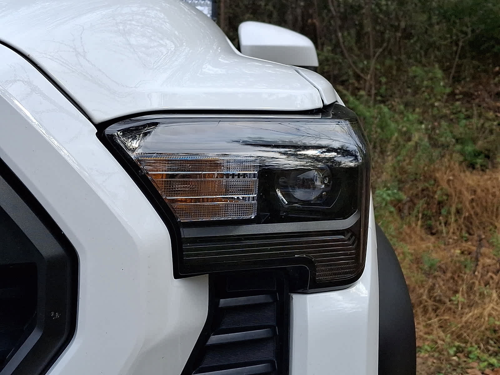 Used 2025 Toyota Tacoma TRD Off-Road AWD/4WD image 4