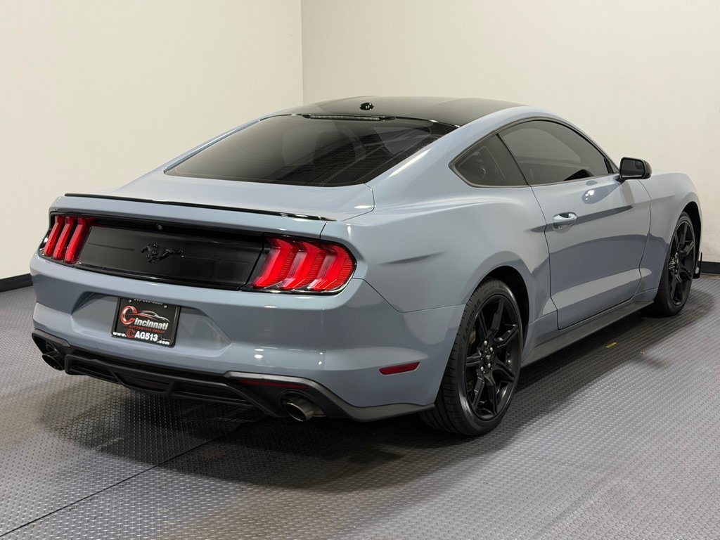 Used 2019 Ford Mustang Coupe w/ Black Accent Package RWD image 5