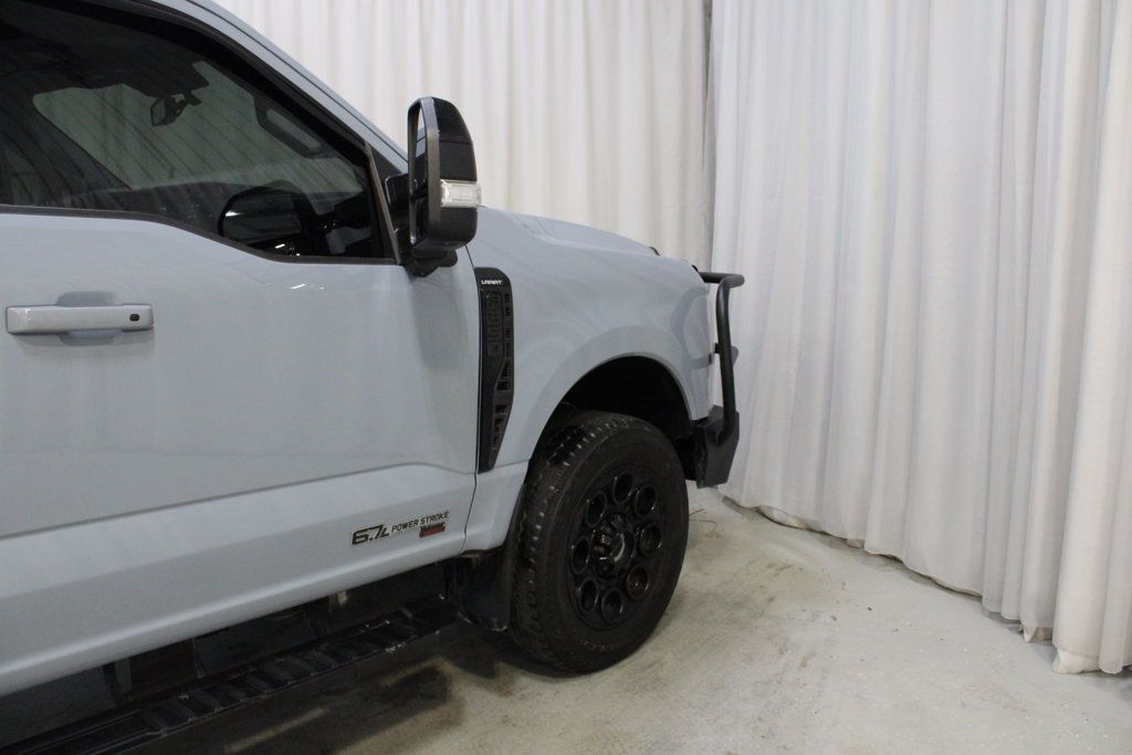 Used 2024 Ford F350 Lariat w/ Lariat Ultimate Package AWD/4WD image 28