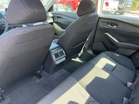 Certified 2025 Honda Accord LX image 17