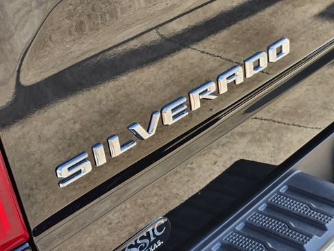 Used 2025 Chevrolet Silverado 1500 W/T w/ WT Safety Package AWD/4WD image 9
