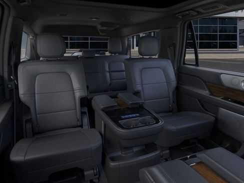 New 2023 Lincoln Navigator L Reserve image 11