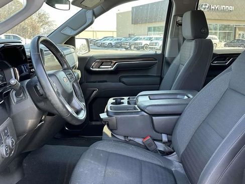 Used 2023 Chevrolet Silverado 1500 LT image 8