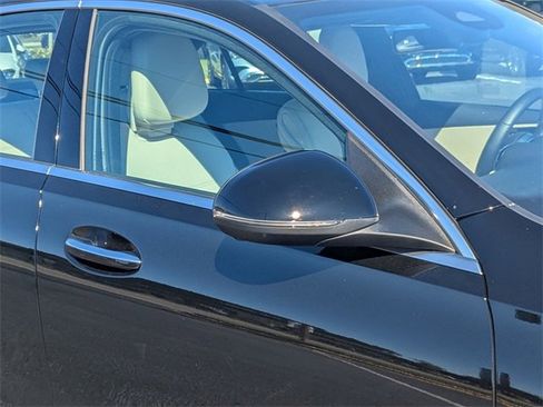 Used 2025 Mercedes-Benz C 300 Sedan image 13