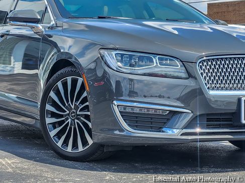 Used 2018 Lincoln MKZ Black Label w/ Technology Package FWD image 3