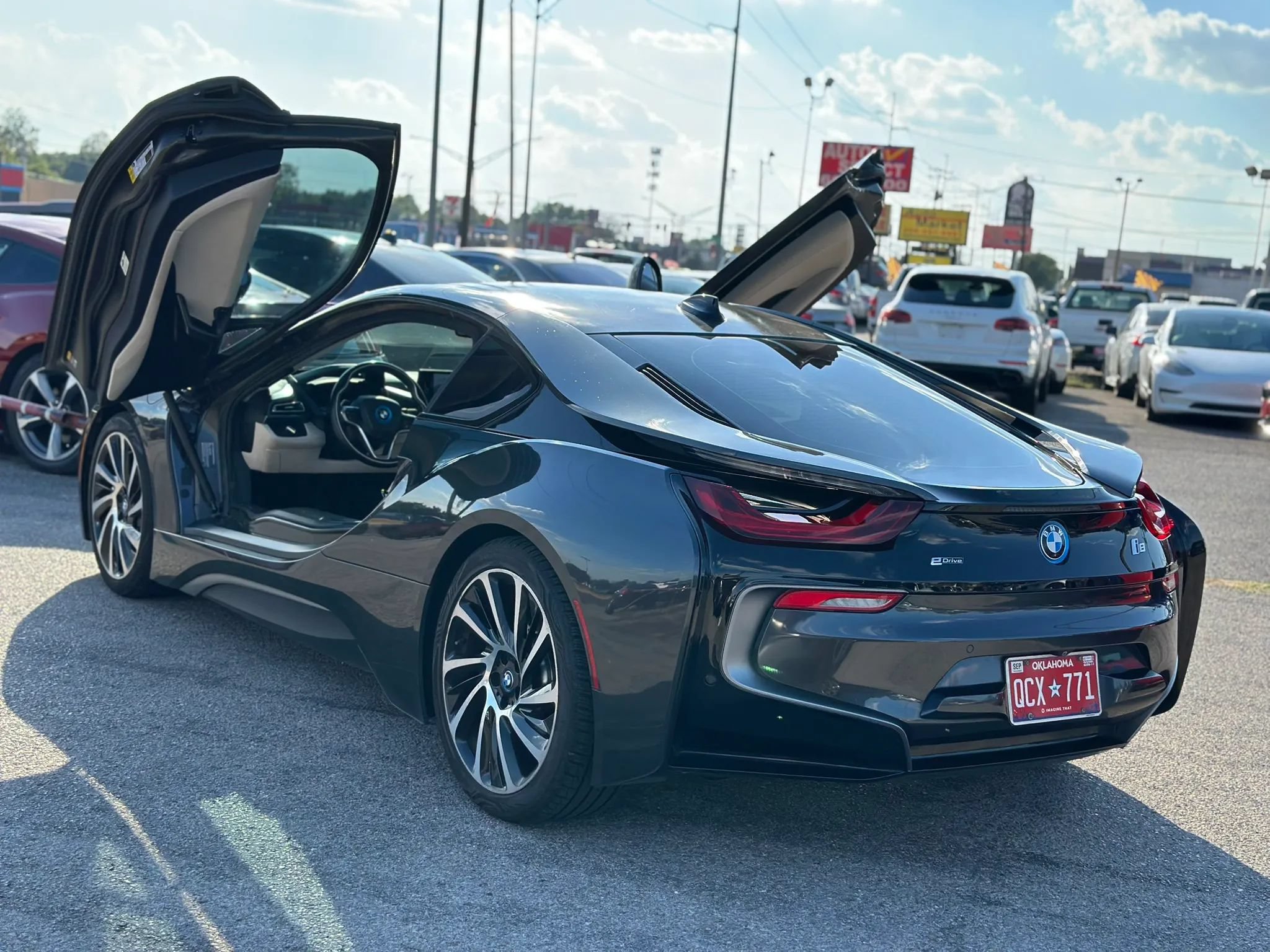 Used 2017 BMW i8 AWD/4WD image 13