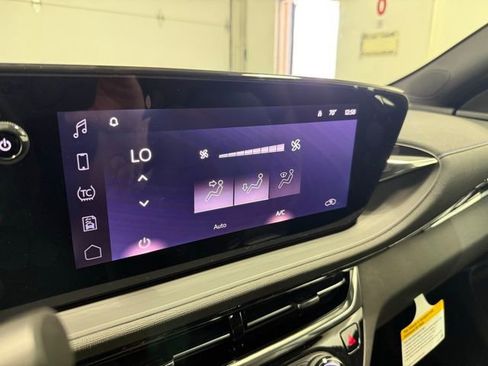 New 2026 Buick Envista Sport Touring w/ Convenience I Package FWD image 19